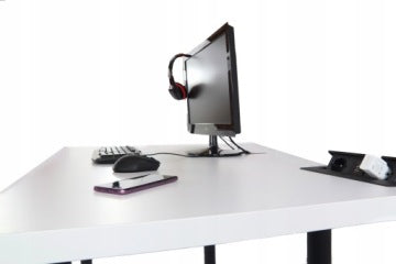 White Gaming and Computer Desk 136 x 66 cm with Adjustable Height